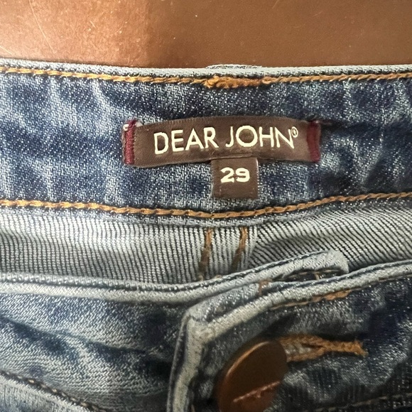 Dear John Woman's Playback
Comfort Straight-Leg Jeans Size 29
Distressed Casual - Picture 5 of 8